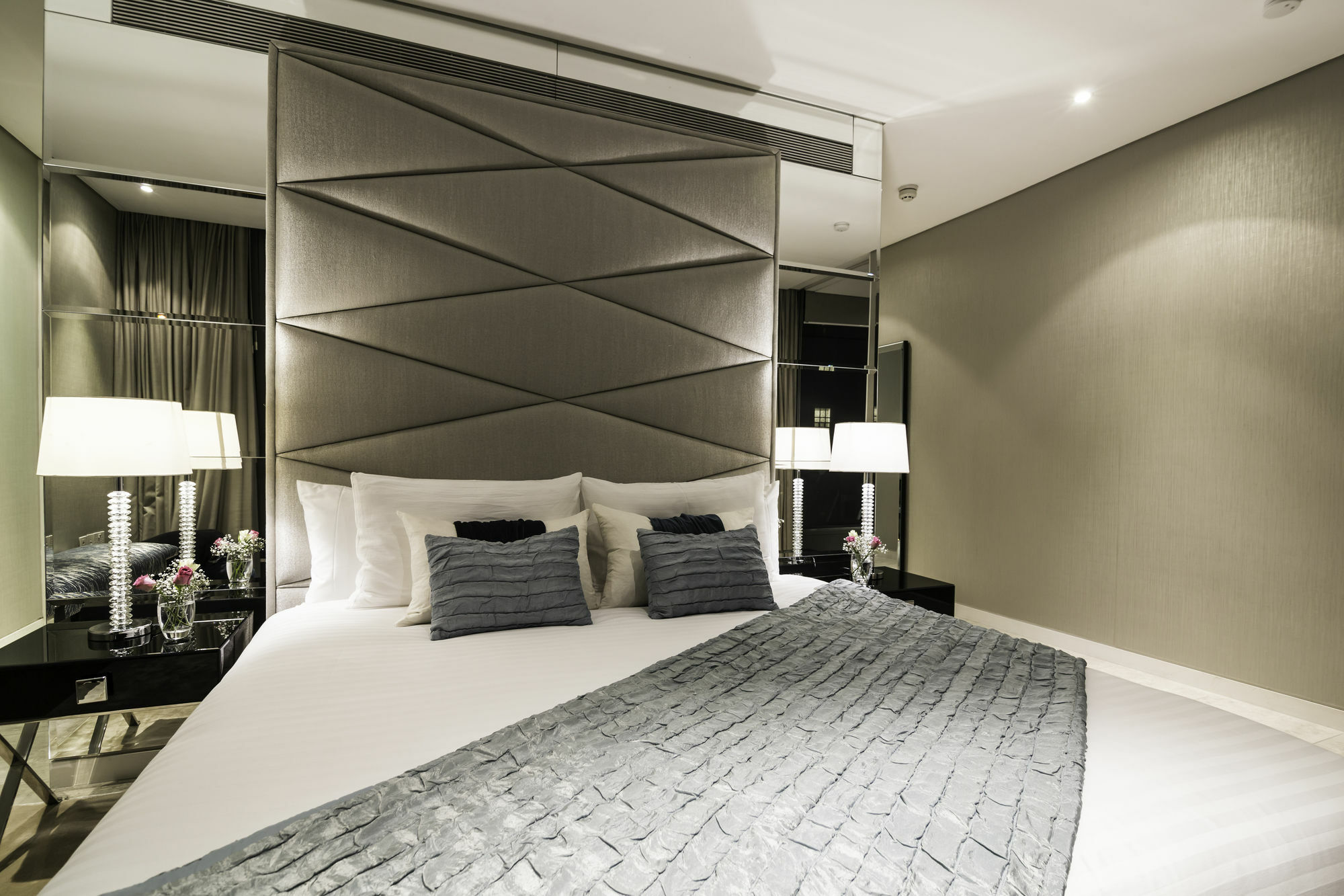 Апартаменты Chic Residency At Marble Arch Лондон Экстерьер фото